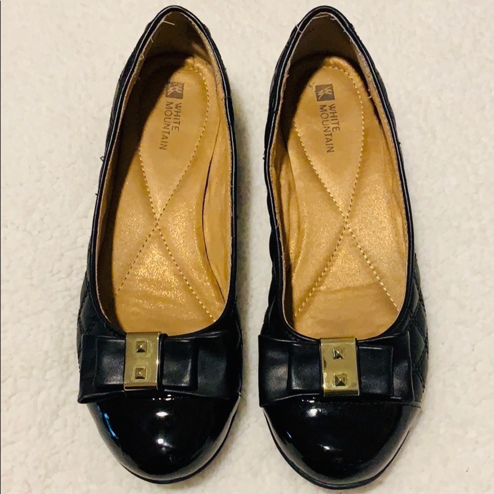 White Mountain Quilted Bow Black Flats W9